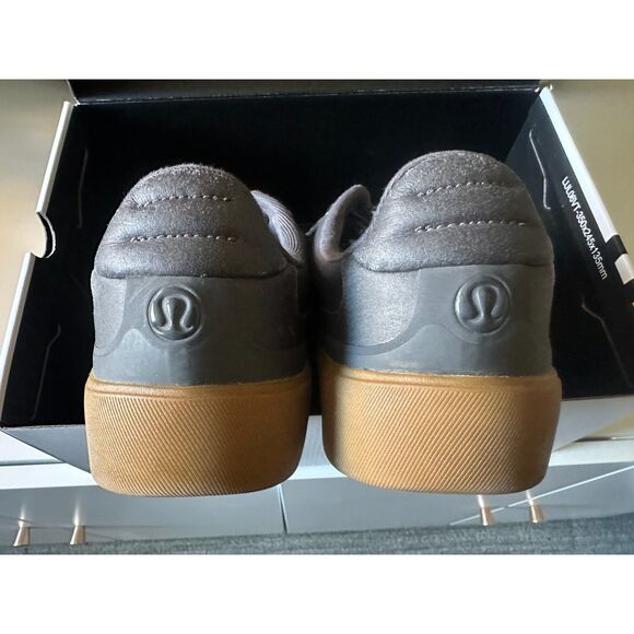Lululemon Men’s Cityverse Sneaker – Grey/Ceramic – Size 12.5 – Deadstock - Used - Picture 4 of 10